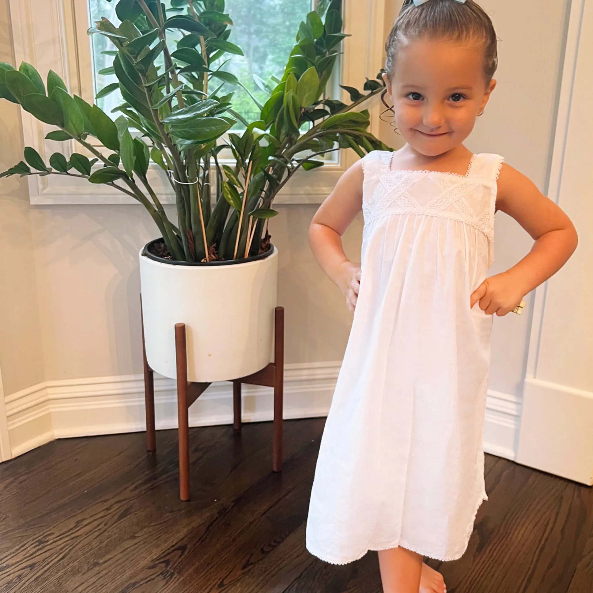 Chelsea White Cotton Dress with Lace