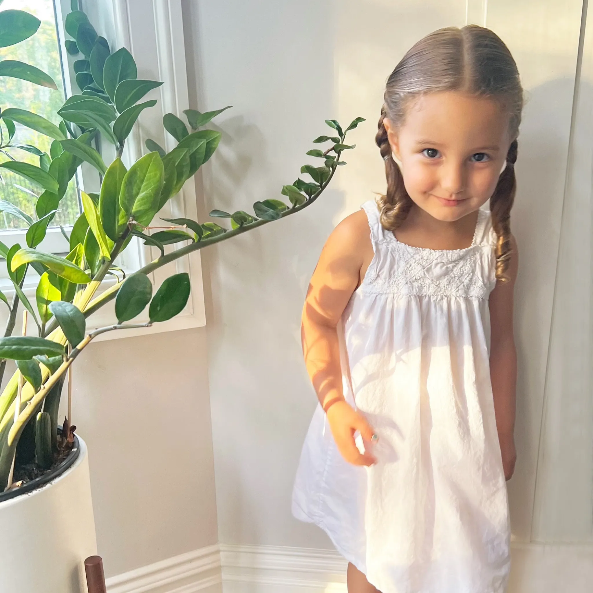 Chelsea White Cotton Dress with Lace