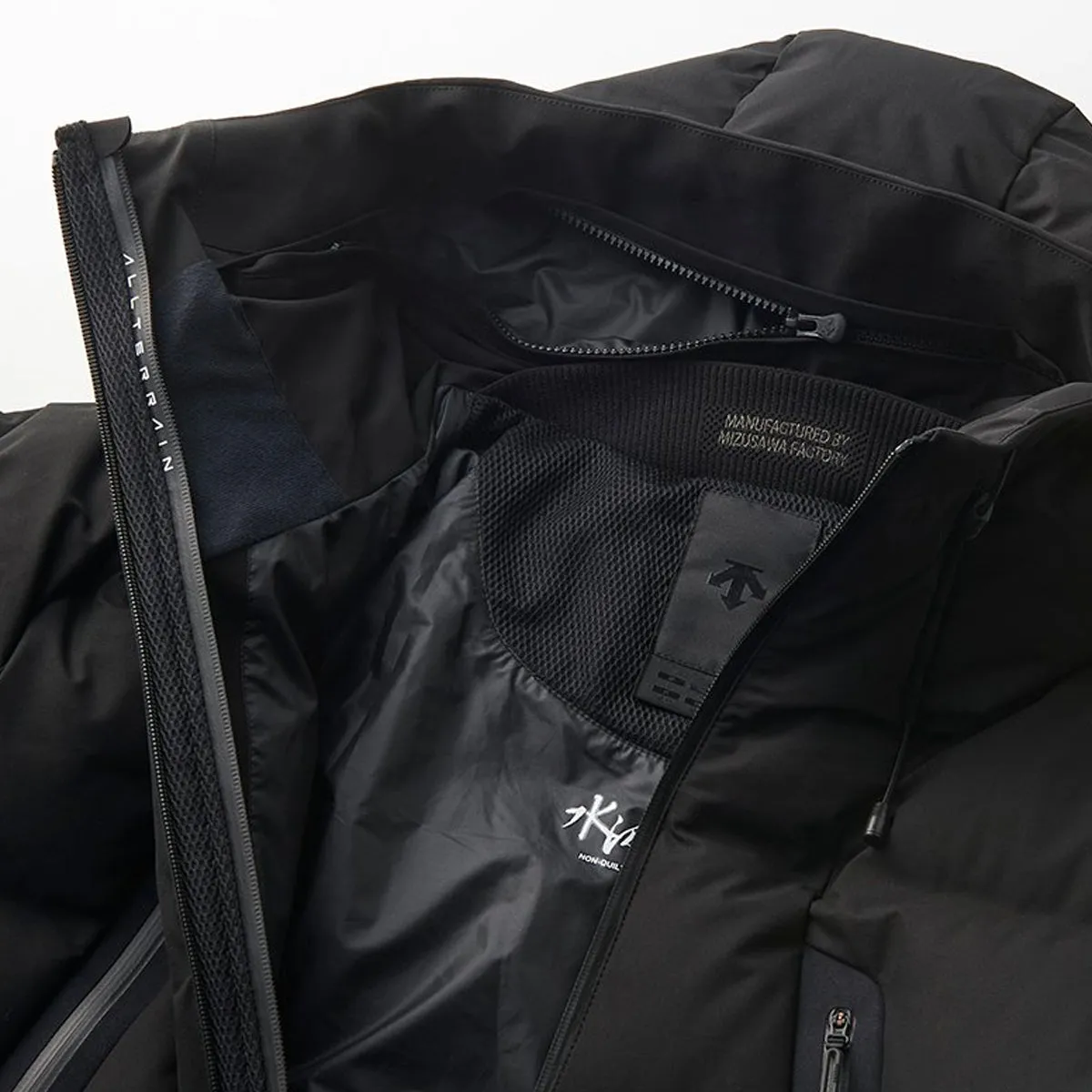 Descente MIZUSAWA DOWN JACKET "MOUNTAINEER" Black