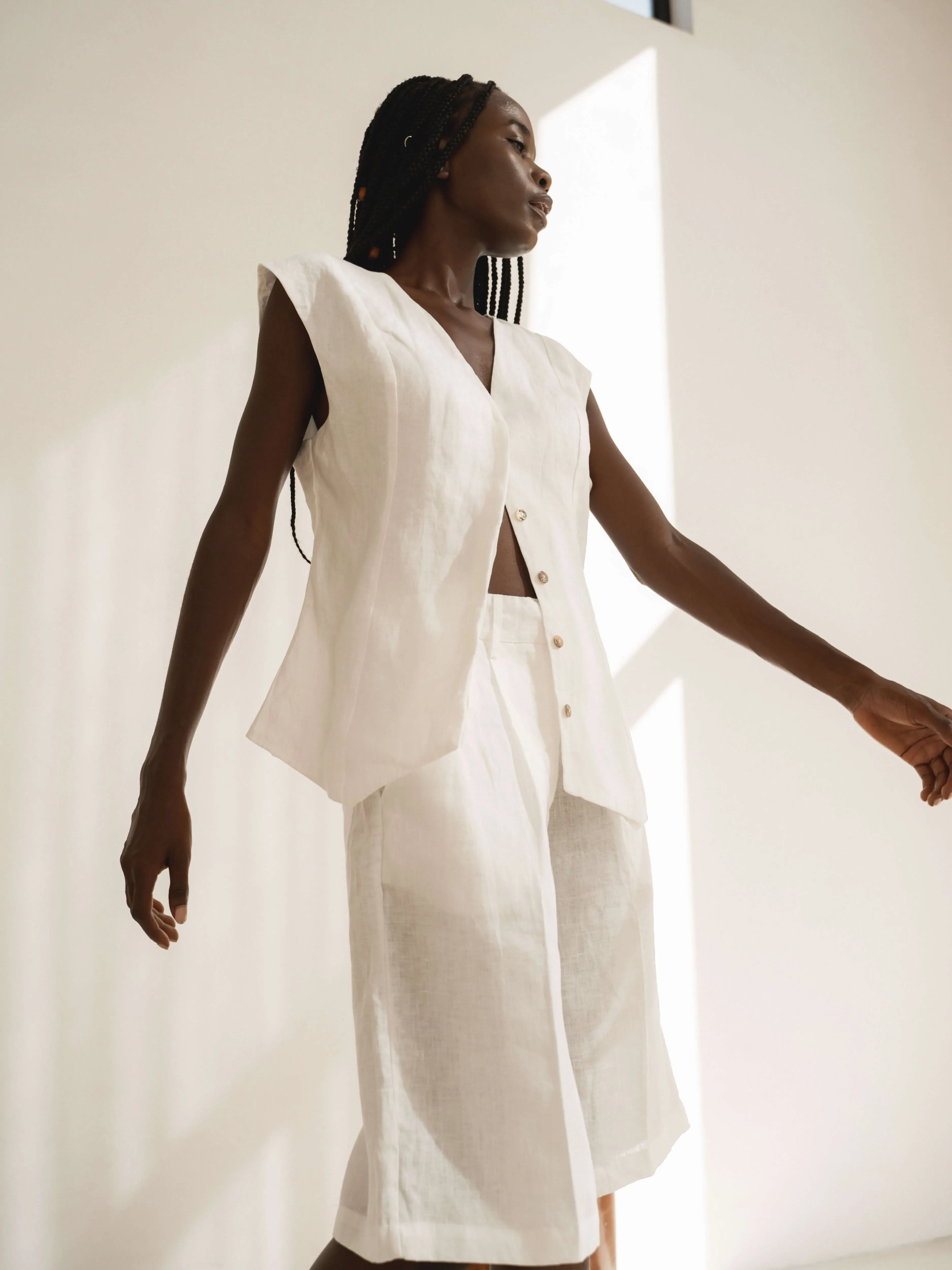 Linen Pleat Shorts