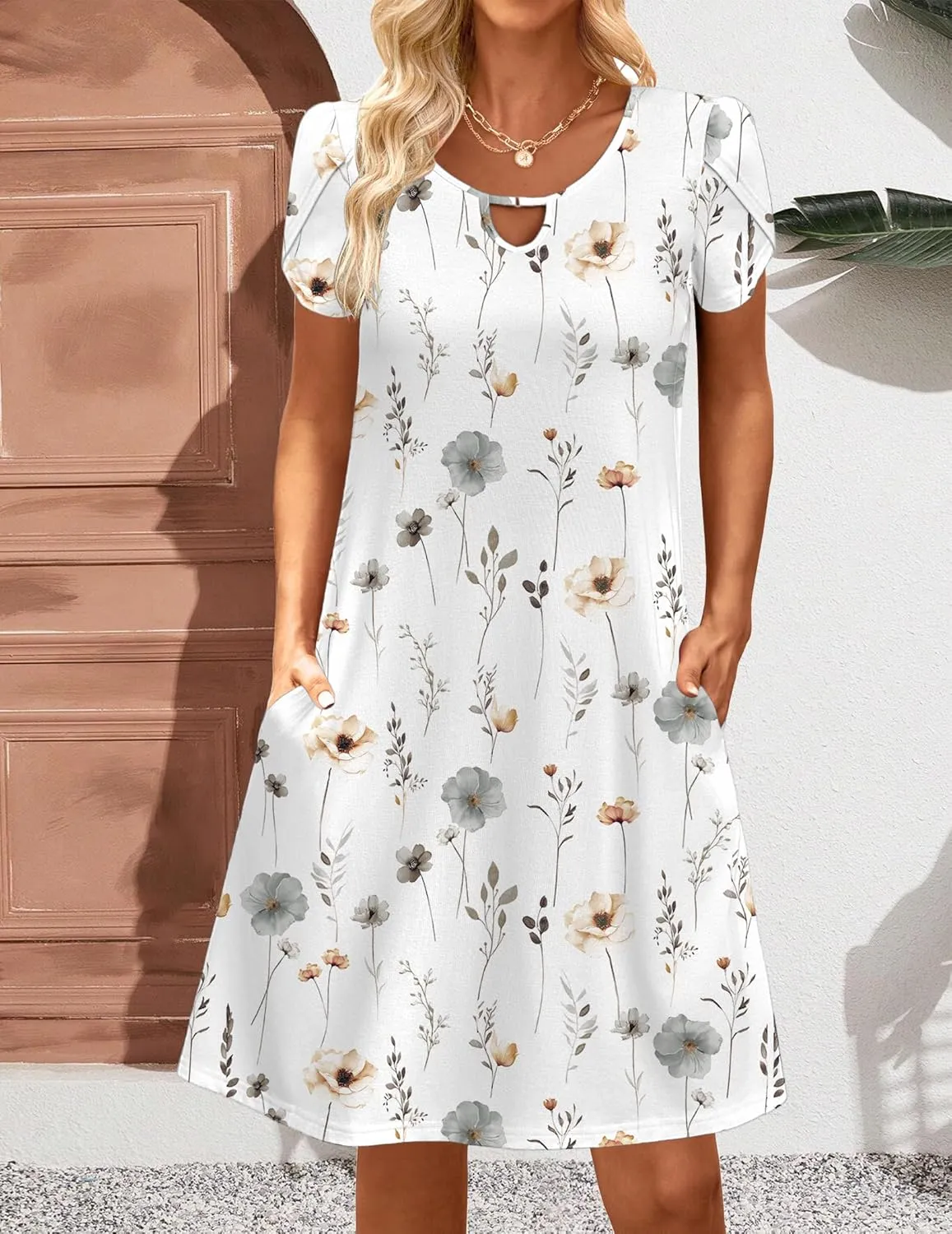 Zeagoo Women's Casual A-Line Dresses with Pockets Summer Floral Tshirt Dress Short Sleeve Mini Dress Flowy Sundresses